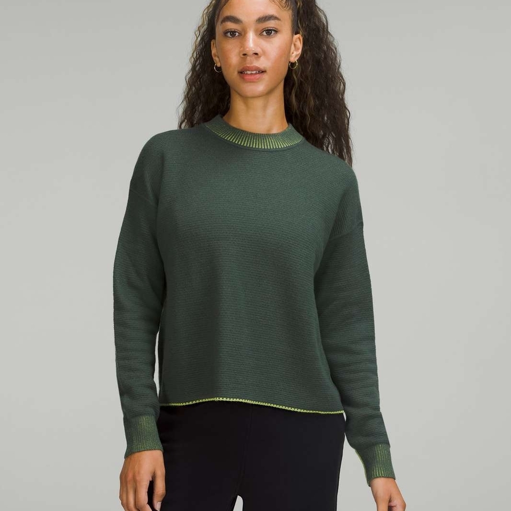 Lululemon Reversible Merino Wool Blend Crew Neck Sweater Size 6